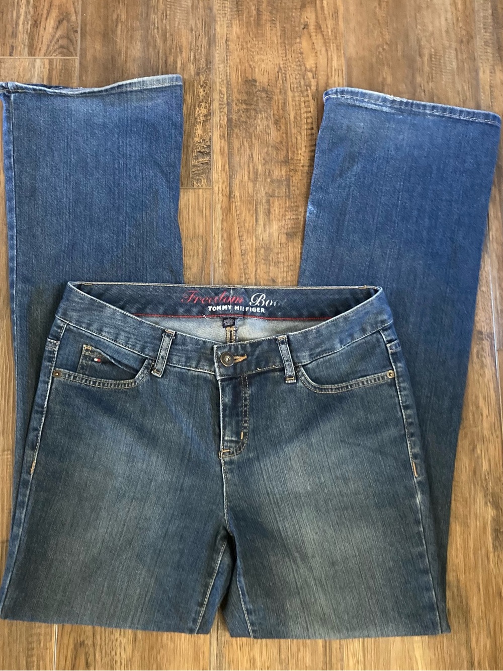 Tommy Hilfiger Women’s Medium Wash Denim Jeans
